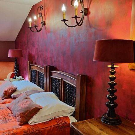 Dwor Na Wolicy Hotel Dębica Kültér fotó