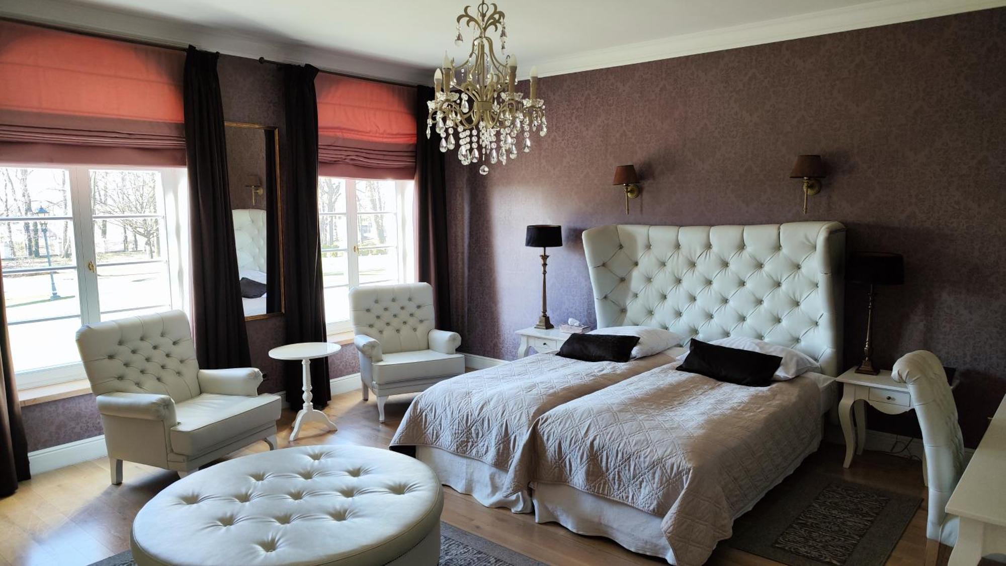 Dwor Na Wolicy Hotel Dębica Kültér fotó
