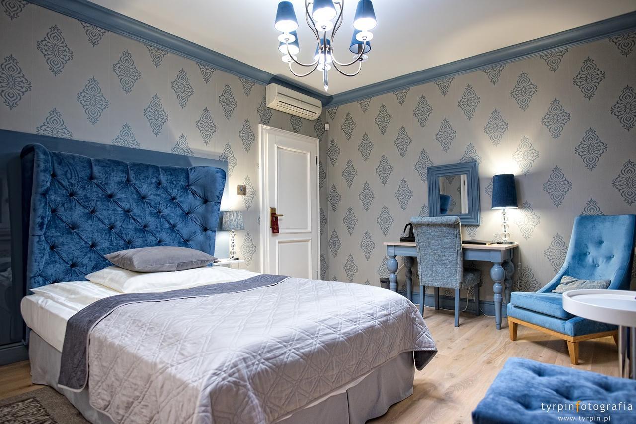 Dwor Na Wolicy Hotel Dębica Kültér fotó